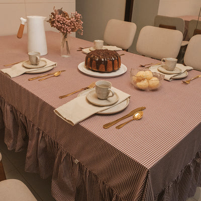 Toalha de Mesa com Babado Xadrez Vichy - Marrom