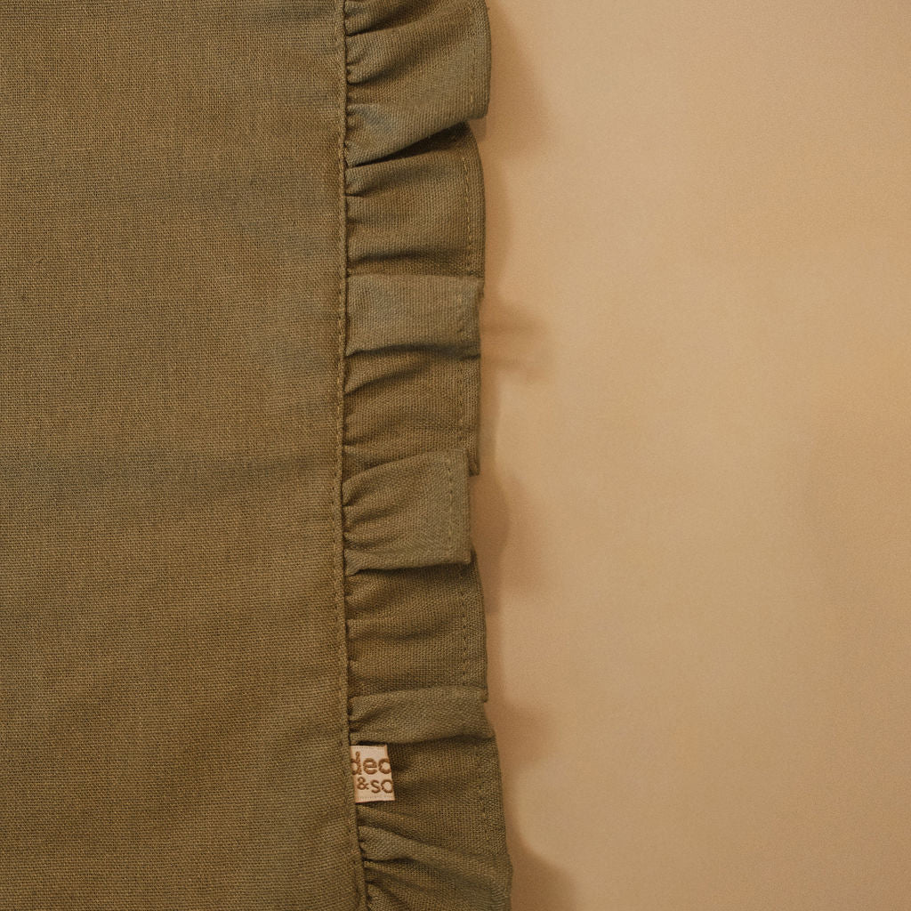 Kit Lugar Americano Linho Verde com Babado + Guardanapo Bordado Limão Siciliano