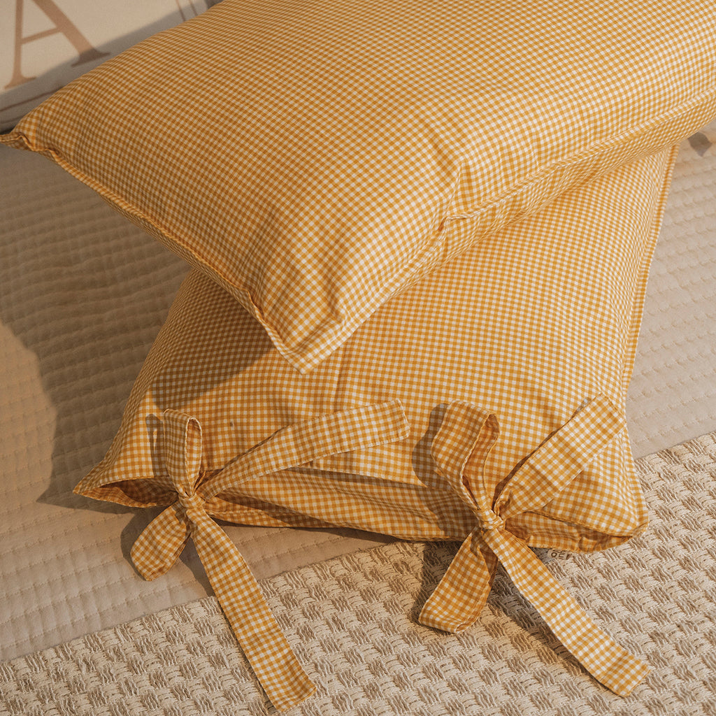 Fronha com Laço Xadrez Vichy em Algodão Estilo Farmhouse 50x70 cm Amarelo - UNIDADE