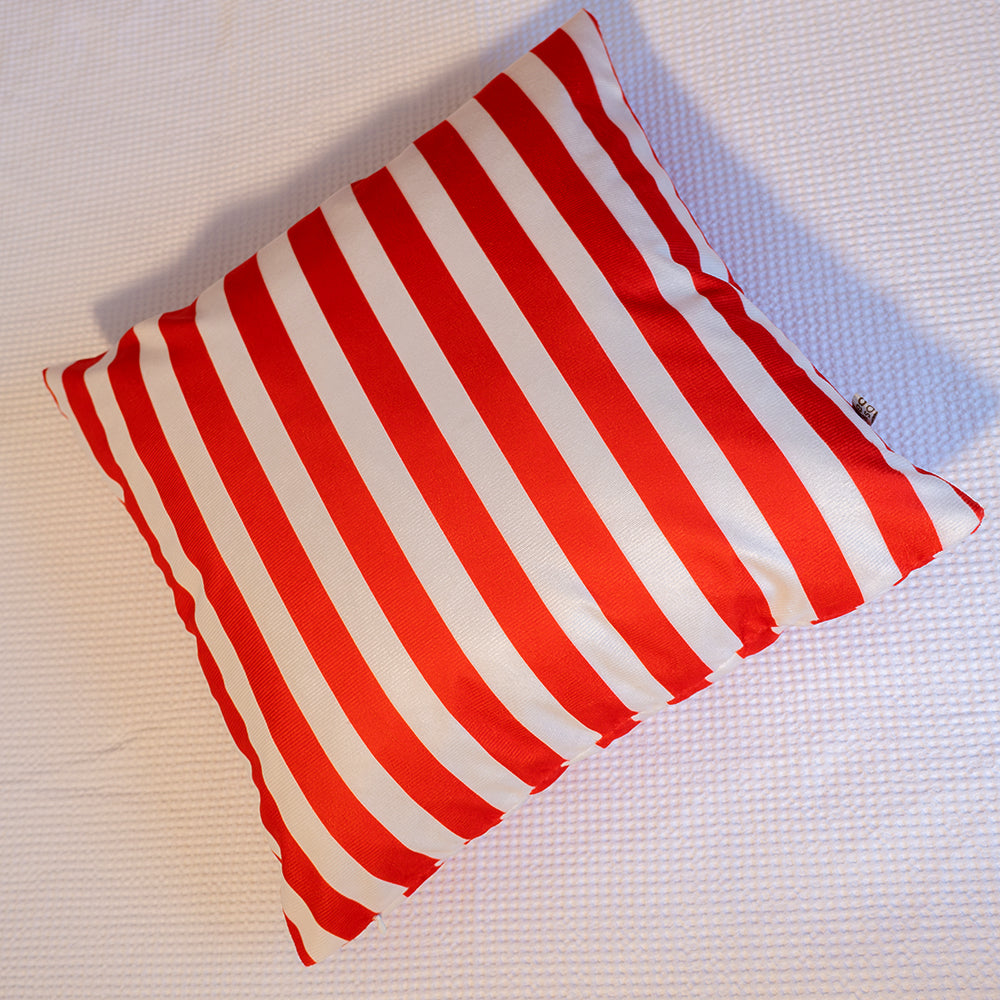 Almofada Decorativa Veludo Listras Vermelho