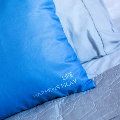 Kit 3 capas de almofadas personalizadas com iniciais do casal - azul
