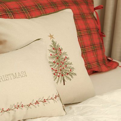 Almofada Bordada Árvore de Natal em Linho Cru – 45x45 cm