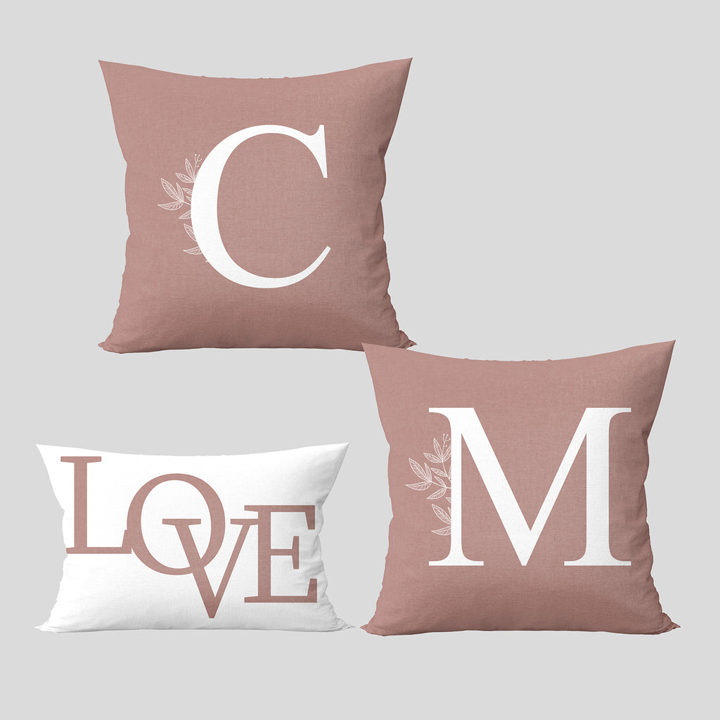 Kit 3 capas de almofadas personalizadas inicial casal com baguete love