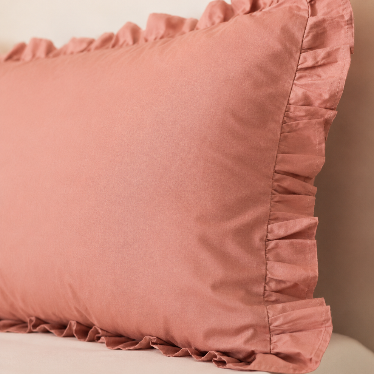 Fronha com Babado Rose 50x70cm 100% Algodão Farmhouse - UNIDADE