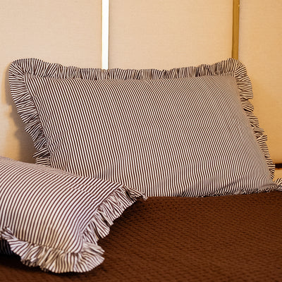 Fronha Babado Listrada Marrom Farmhouse 100% Algodão 50x70 cm - UNIDADE