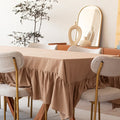 Toalha de Mesa com Babado em Linho Bege – Estilo Farmhouse